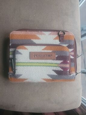 Pendleton Southwest Wool Blanket Wallet Crossbody
